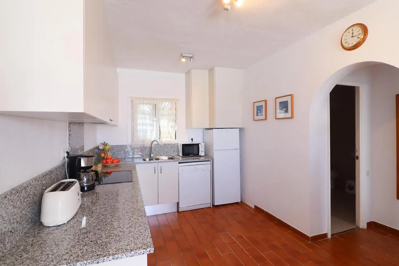 Belvedere, Family-Friendly, Nice, First-Line Apartment With Stunning Beach And Sea Views,Ac Ареналь-д'эн-Кастель